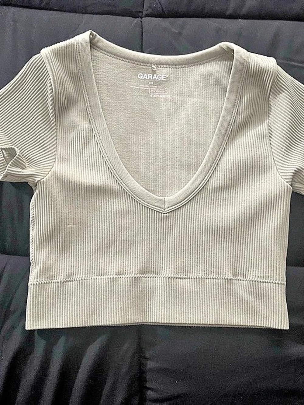 Garage Sleek High V-Neck Short Sleeve Top Crop Top in Sage green